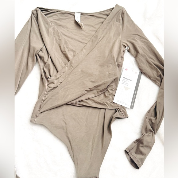 Lululemon Wundermost Ultra-Soft Nulu Wrap-Front Long-Sleeve Bodysuit XS/ NWT - Picture 5 of 7